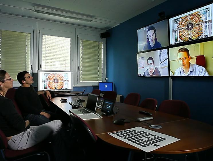 Vidyo Room System at CERN